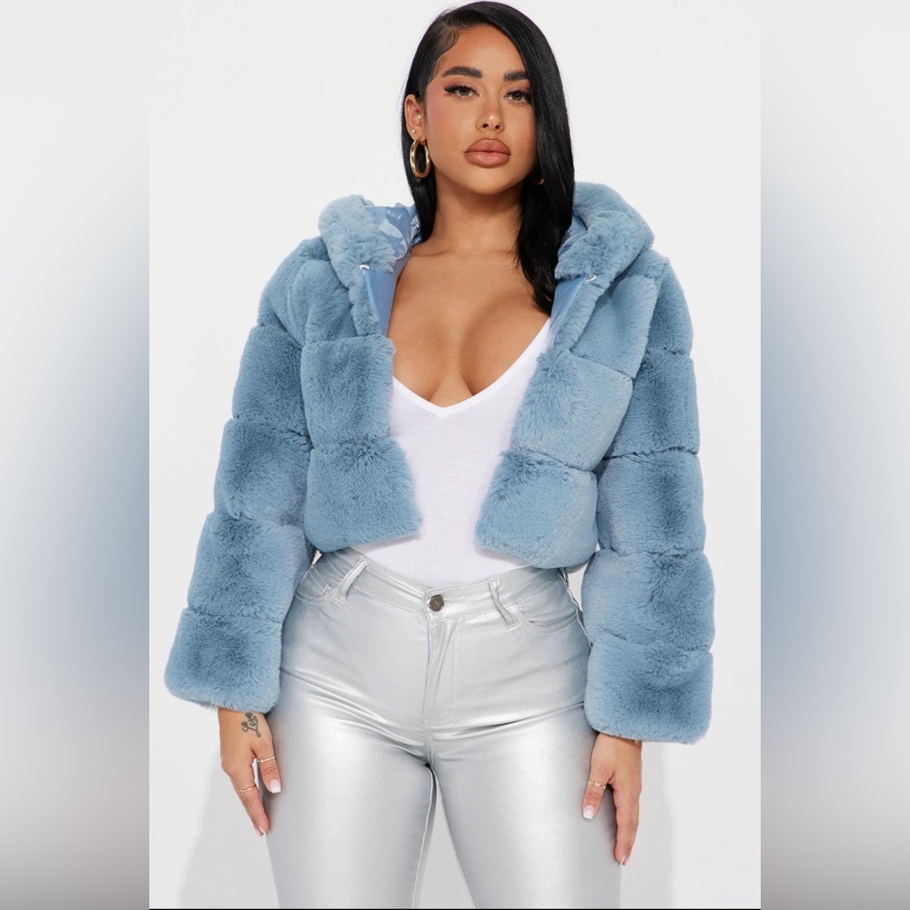 NWT. Fashion Nova Light Blue Faux Fur with Hood Crop Coat.